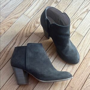 Stylish Olive Green Ankle Boots